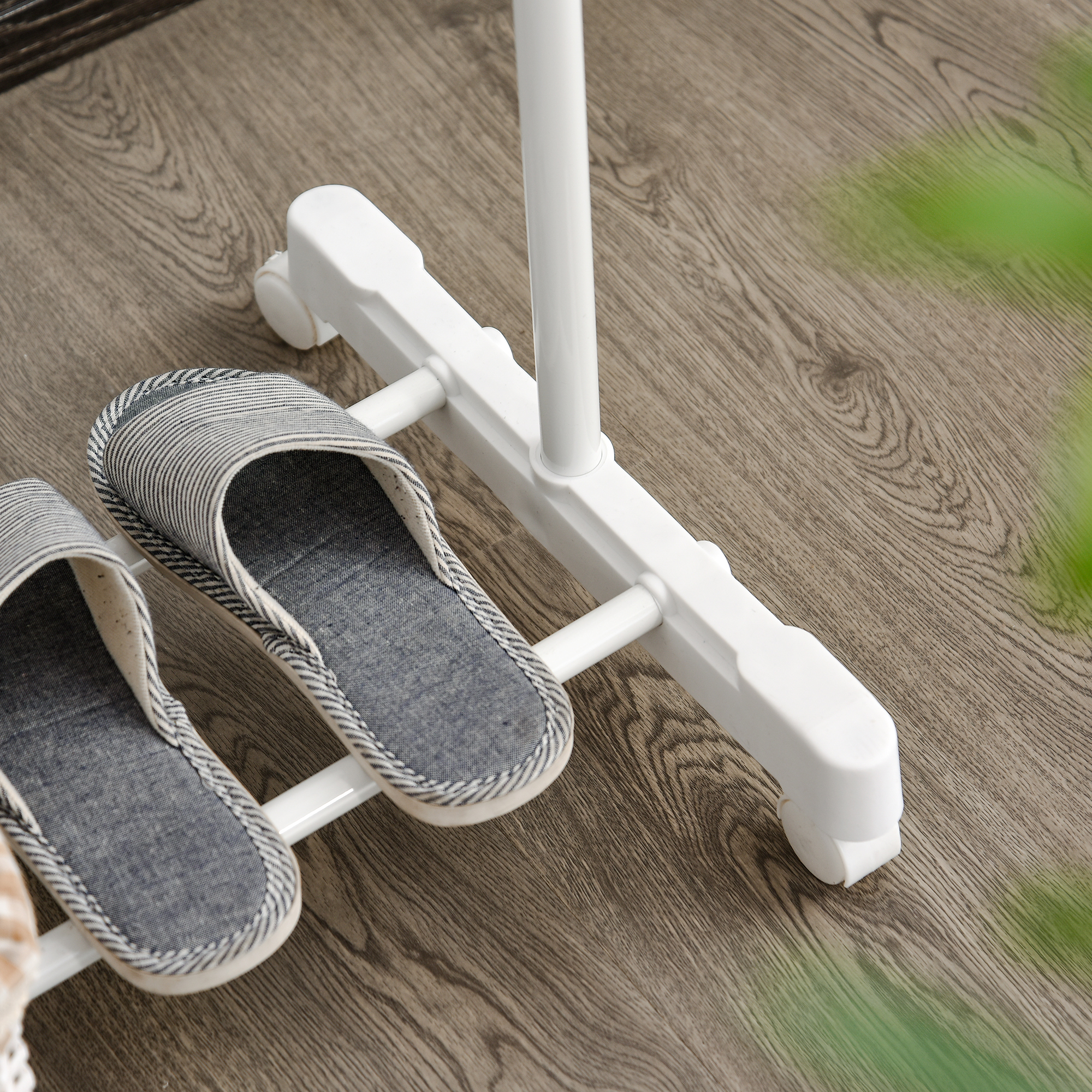 Rollbarer Garderobenständer, höhenverstellbar, mit Ablagefläche unten, 4 Rollen, weiß_voghion.com