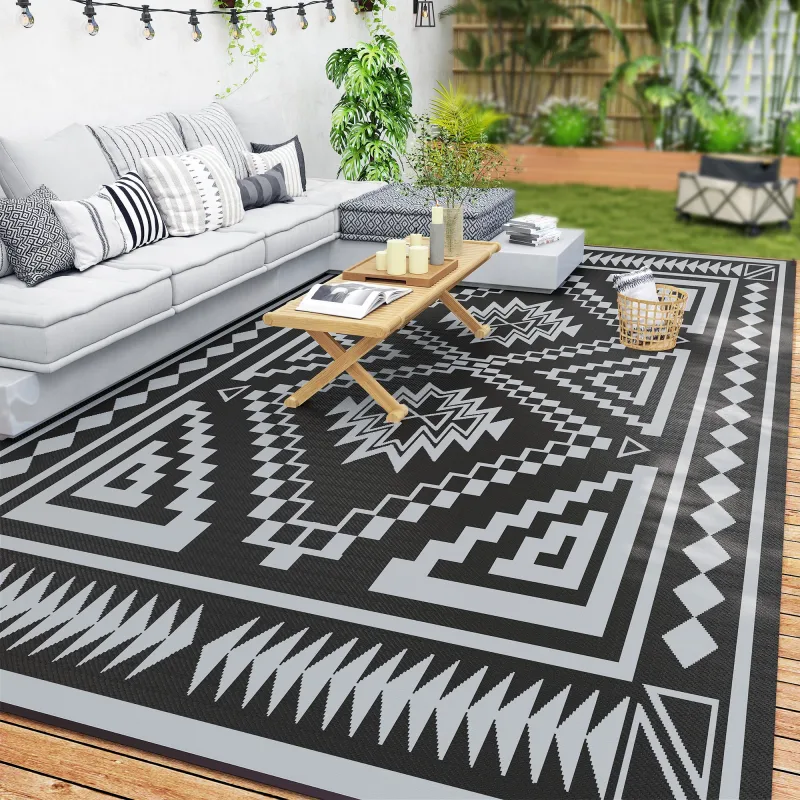 Reversible Outdoor Rug, Waterproof Plastic Straw with Carry Bag, 9' x 18', Black & Gray Square Patchwork